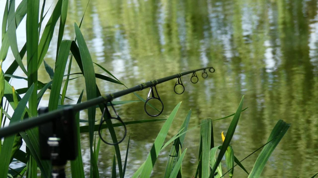 Hotel Rum Bridge Fisheries "The Cabin" Clare Esterno foto